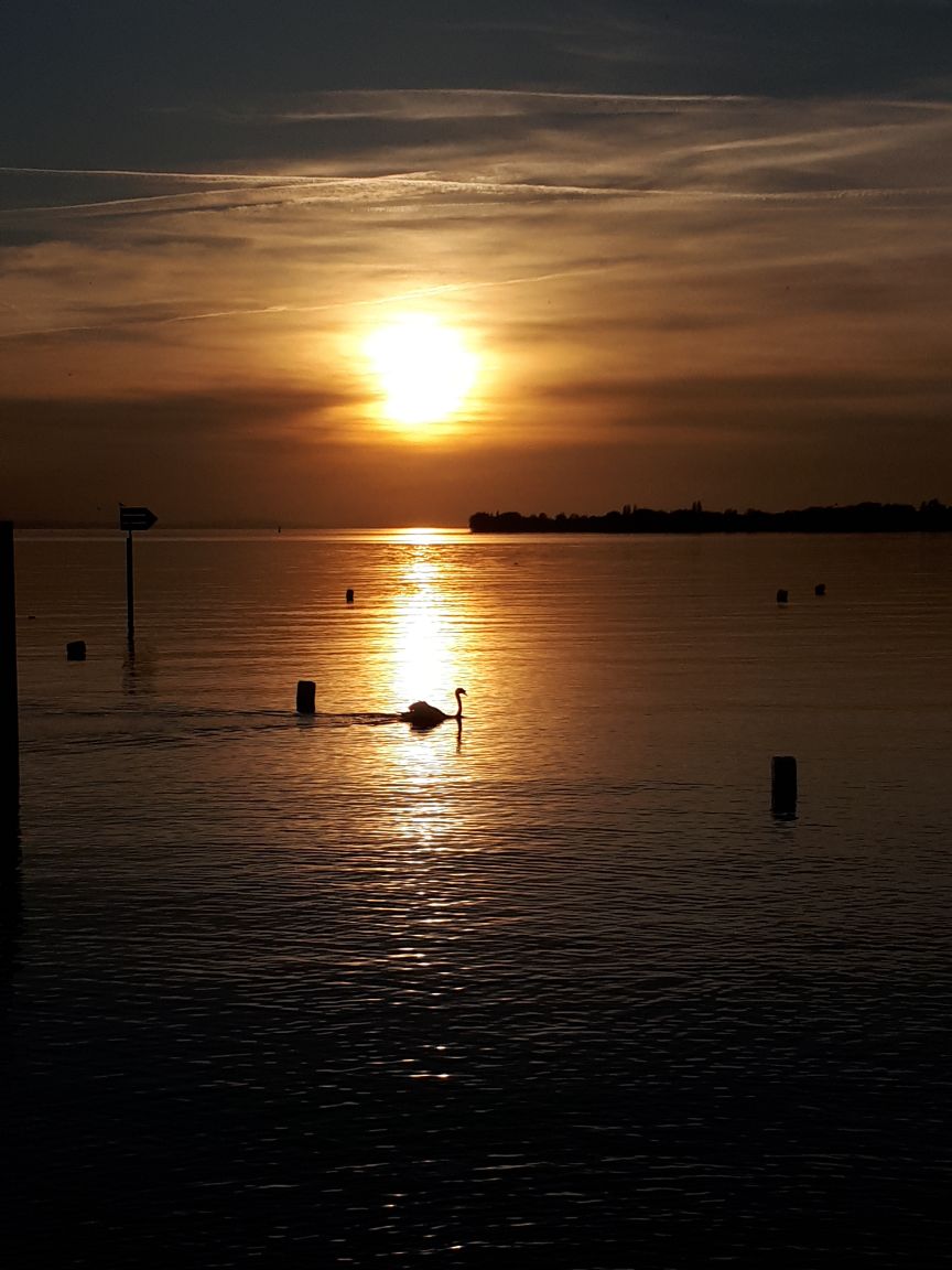 folgt Sonnenuntergang