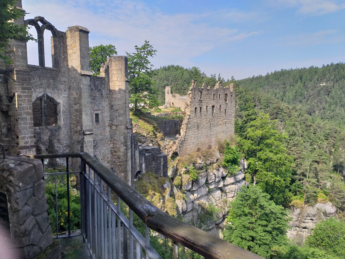 Reste Kaiserhaus und Kreuzgang